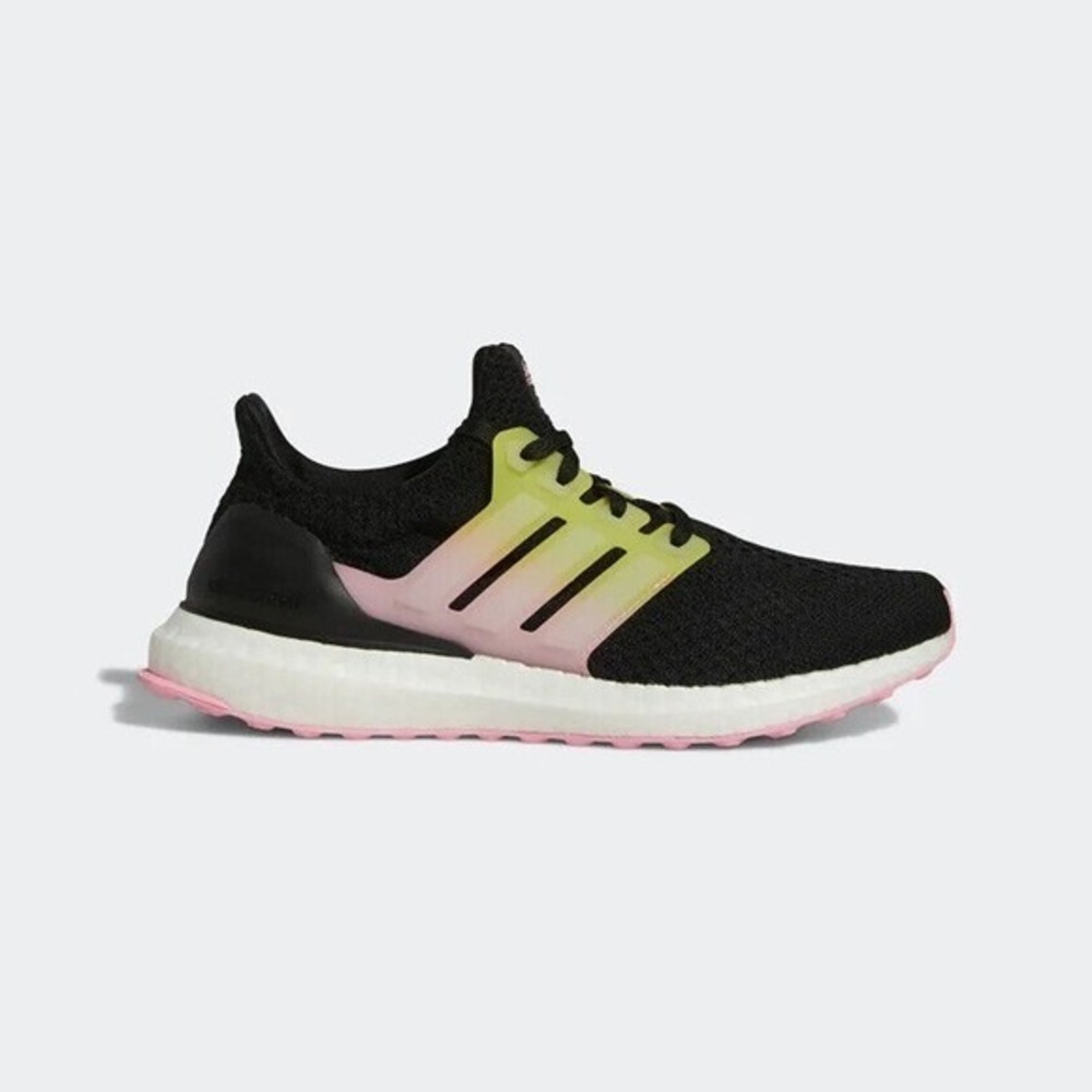 8W / 7M - [NEW] Women's adidas UltraBoost 5.0 DNA Shoes Black‎ GV8732